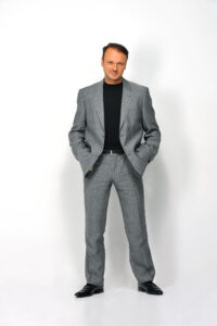 Damian Holecki